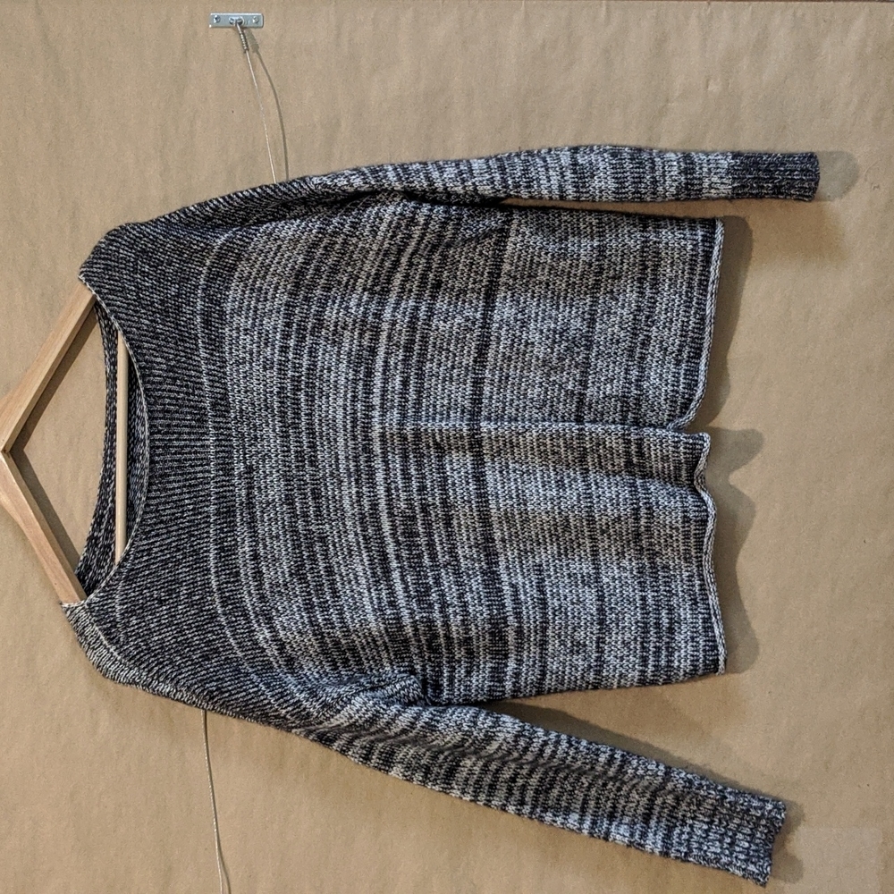 Women's grey/black relaxed fit sweater